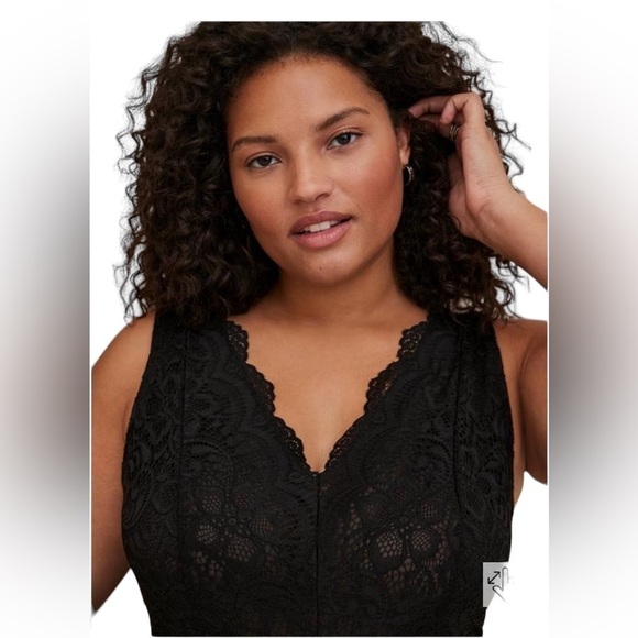 Torrid Black Lace Bodysuit 5x - Picture 2 of 15